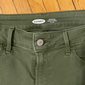 Old Navy Rock Star Super Skinny Army Green Jean